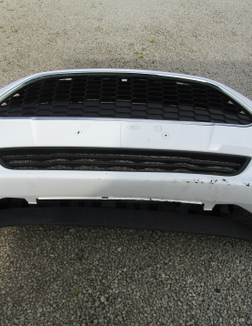 Para-choques FORD FIESTA ano 2015