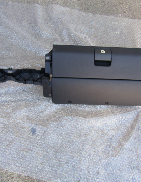 Porta luvas VW POLO ano 1999 a 2001 em bom estado