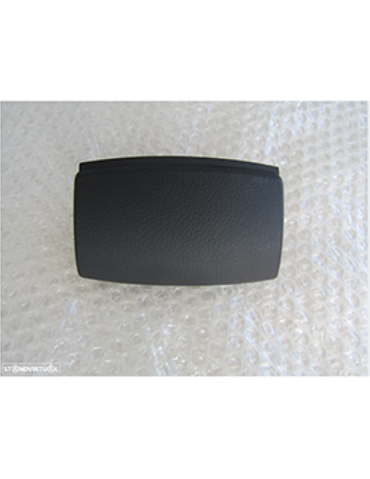Cinzeiro traseiro AUDI A4 B6 / B7 ano 2001 a 2008 em bom estado