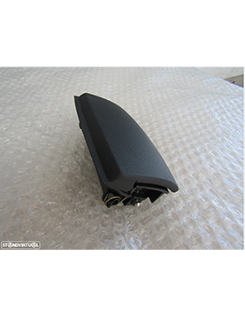 Cinzeiro traseiro AUDI A4 B6 / B7 ano 2001 a 2008 em bom estado