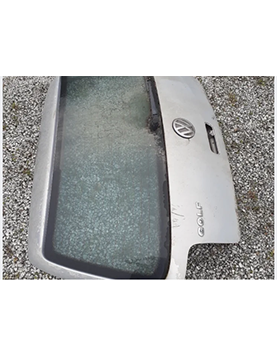 Tampa mala com vidro VW Golf 4