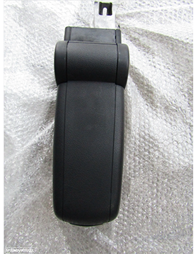 Apoio de braço Audi A4 B6 / B7 em bom estado c/suporte